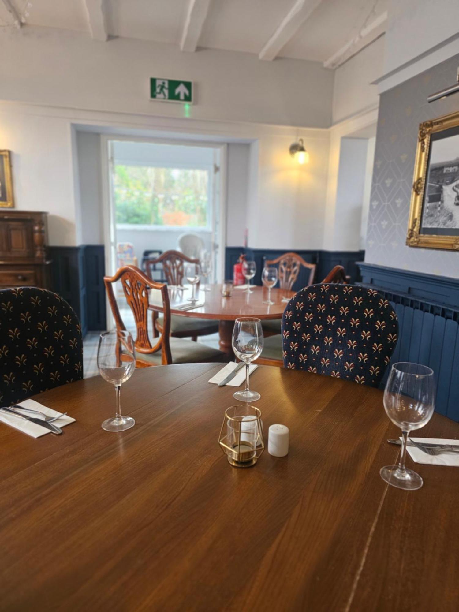 The Old Railway Hotel Porton Extérieur photo